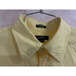 J.Crew Men's button down long sleeve shirt Size  M‎
